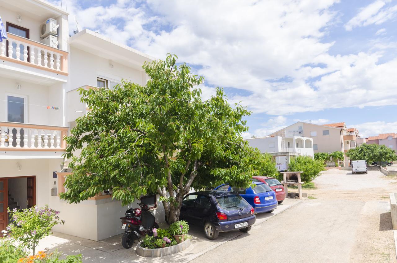 Apartments Anastazija Vodice Exterior photo